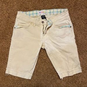 💰3 for $20 - Bermuda Shorts